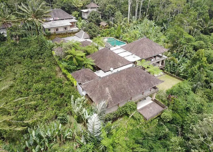 Wastra 3* Payangan